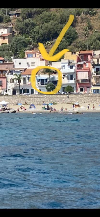 ジャルディーニ・ナクソス Casa Nicole Fronte Mareヴィラ エクステリア 写真